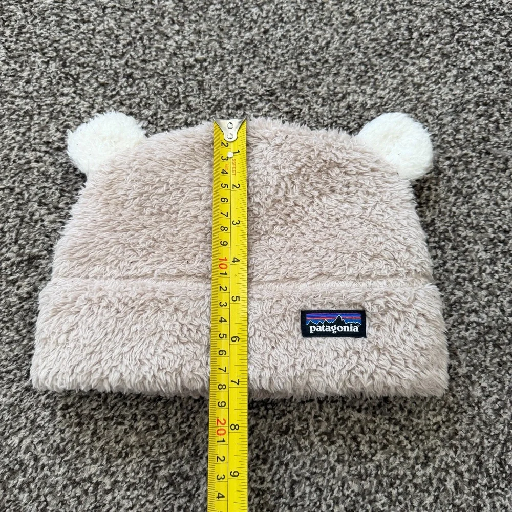 Patagonia Baby Furry Friends Hat Beige Fleece Bear Ears Beanie 2T-5T Soft